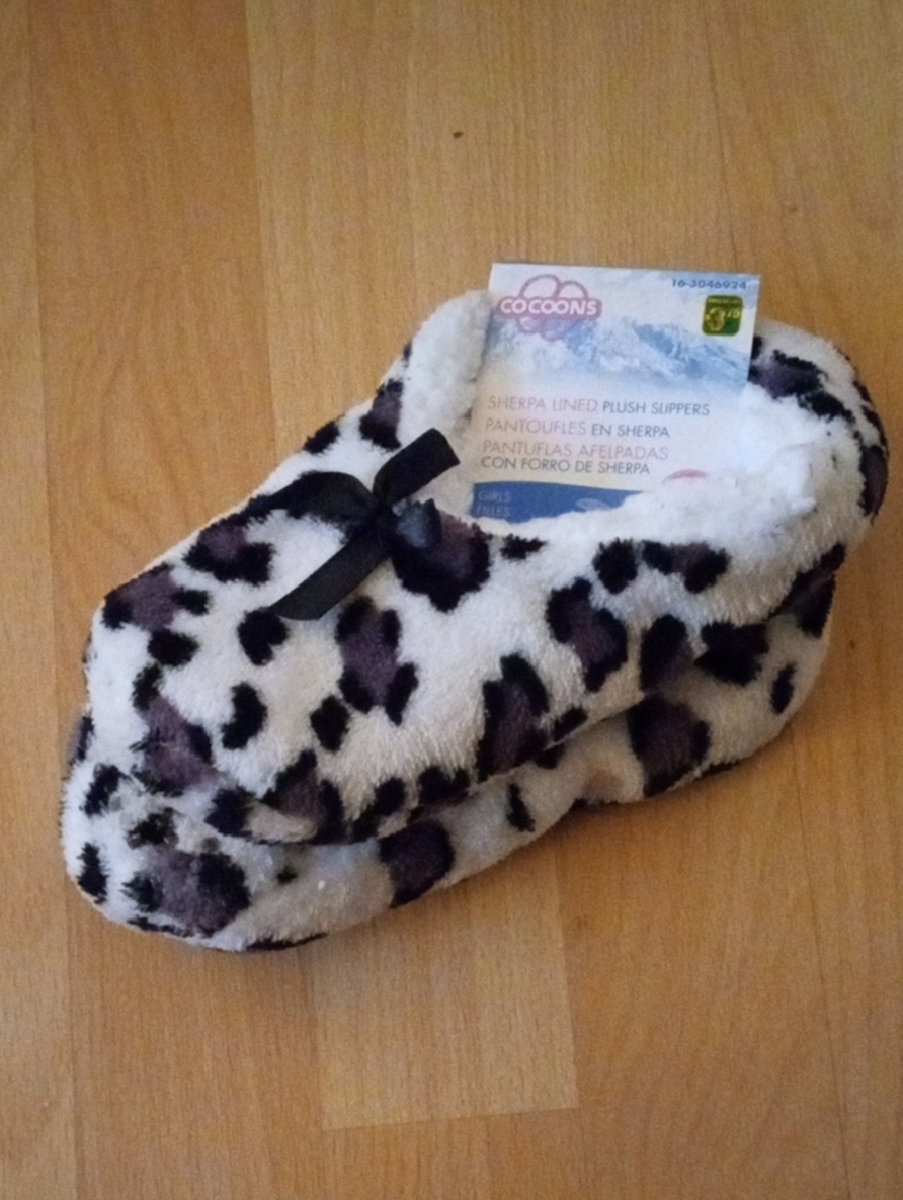 $2⃣>>>Cocoon Kids Sherpa-Lined Leopard Print Slippers - White/Black